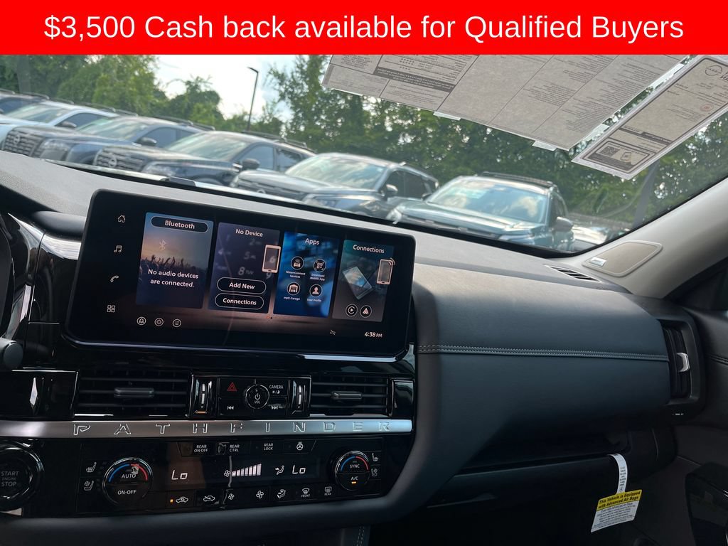 New 2026 Nissan Pathfinder Platinum FWD image 16