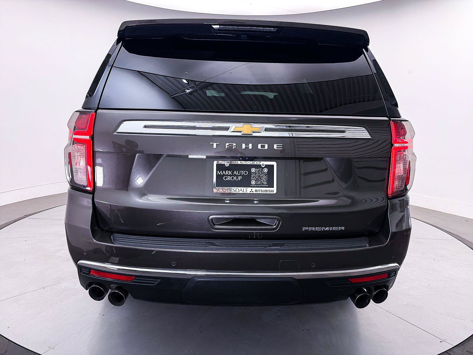 Used 2021 Chevrolet Tahoe Premier w/ Premium Package RWD image 17