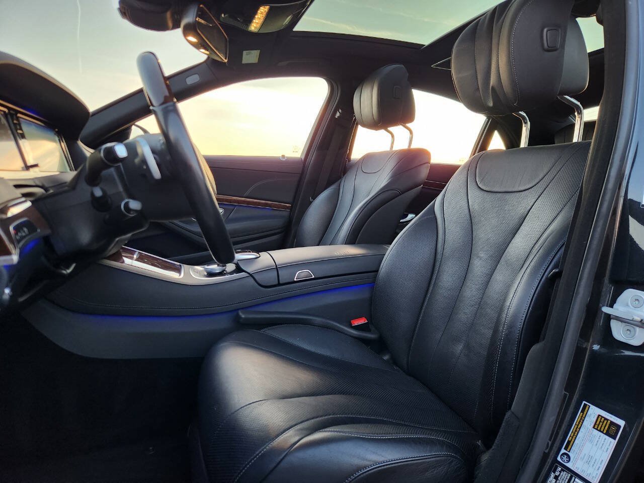Used 2015 Mercedes-Benz S 550 4MATIC Sedan image 12