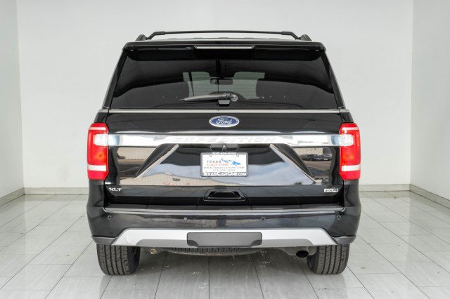 Used 2018 Ford Expedition XLT w/ Equipment Group 202A AWD/4WD image 7