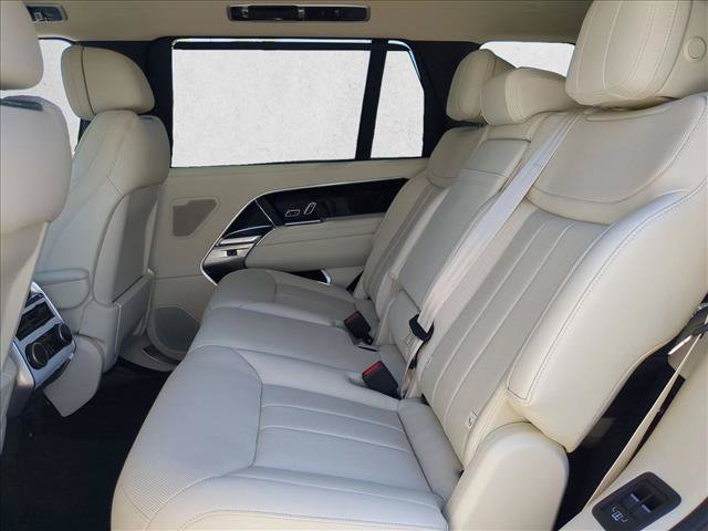 New 2027 Land Rover Range Rover Long Wheelbase SE AWD/4WD image 16