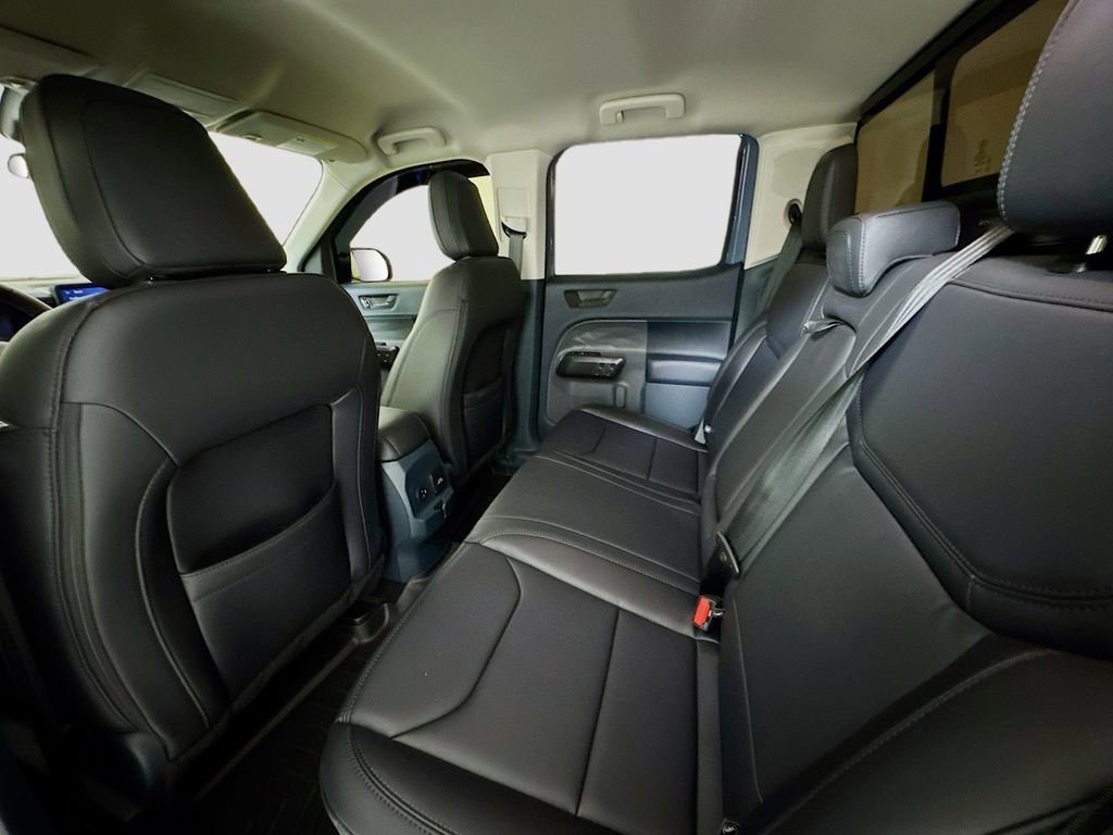 Used 2024 Ford Maverick Lariat w/ Black Appearance Package image 21