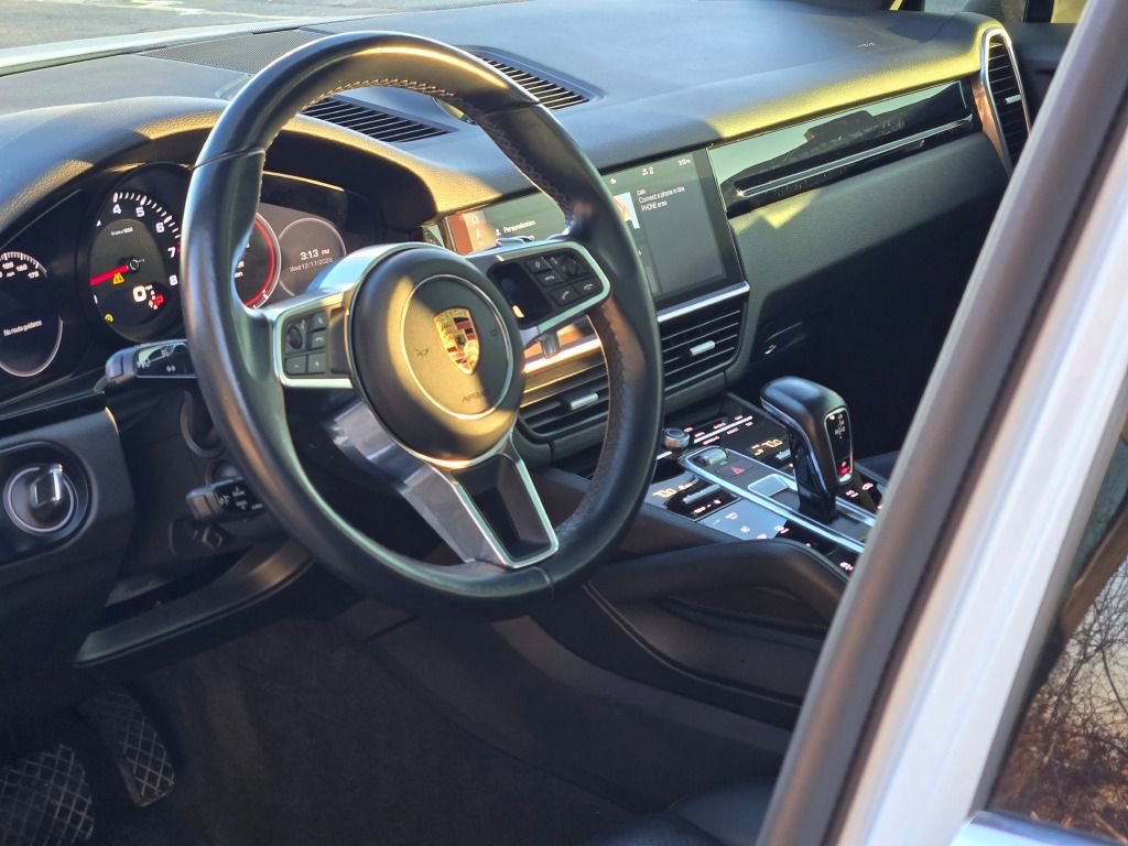 Certified 2020 Porsche Cayenne image 4