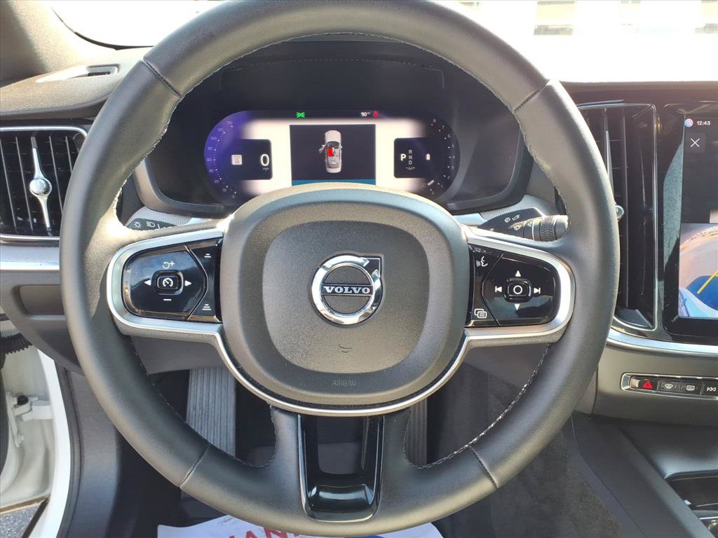 Used 2024 Volvo S60 B5 Plus w/ Protection Package Premier AWD/4WD image 10
