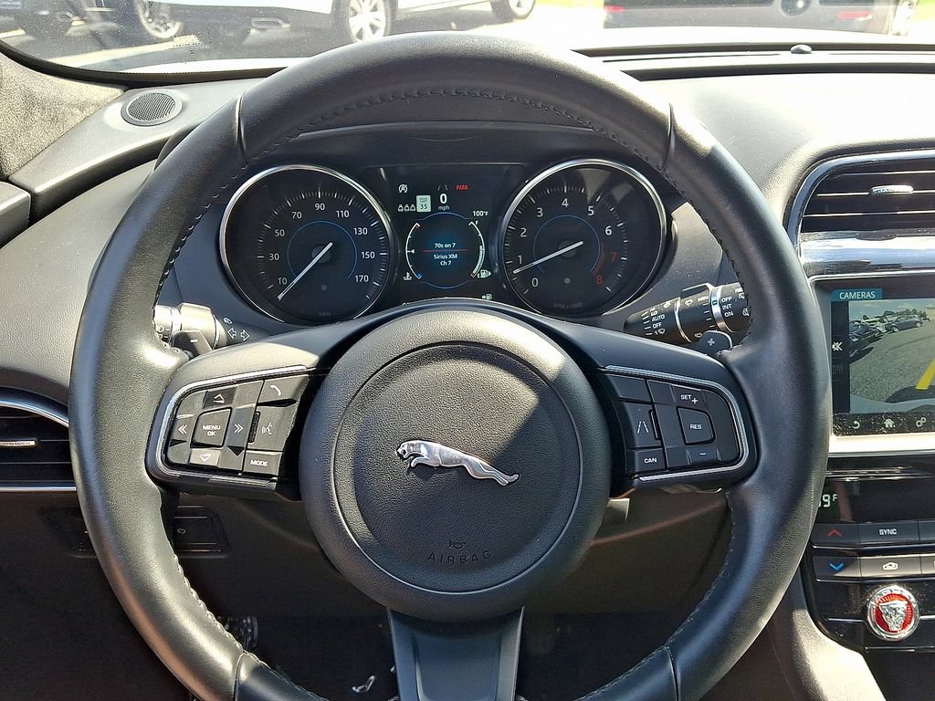 Used 2020 Jaguar F-PACE Premium AWD/4WD image 8