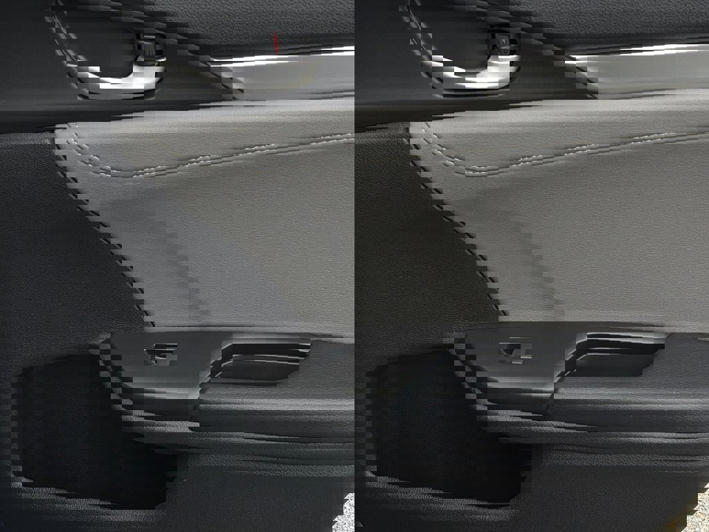 Used 2019 Honda Civic EX-L image 24