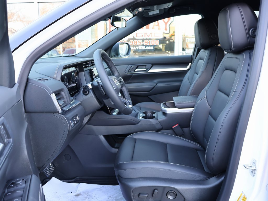 New 2026 GMC Terrain Elevation w/ Elevation Premium Package image 12