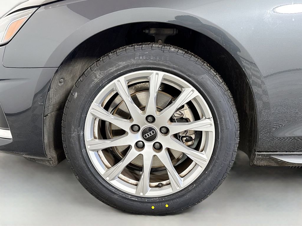 Used 2021 Audi A4 2.0T Premium image 33