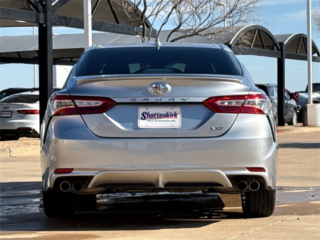 Used 2020 Toyota Camry XSE image 7