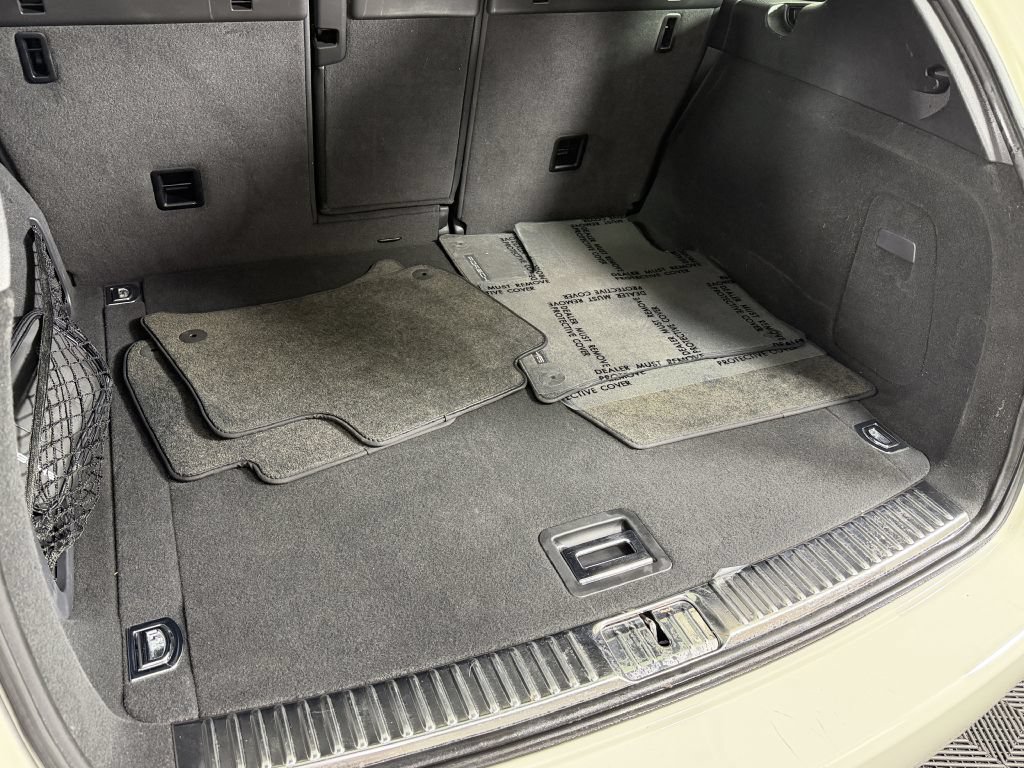 Used 2011 Porsche Cayenne AWD/4WD image 34