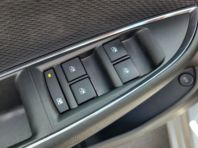 Used 2018 Chevrolet Cruze LT FWD image 11