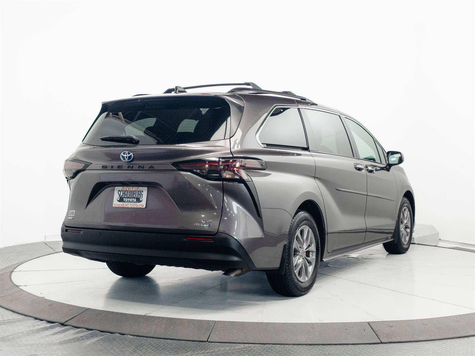 Certified 2024 Toyota Sienna XLE w/ XLE Plus Package AWD/4WD image 13