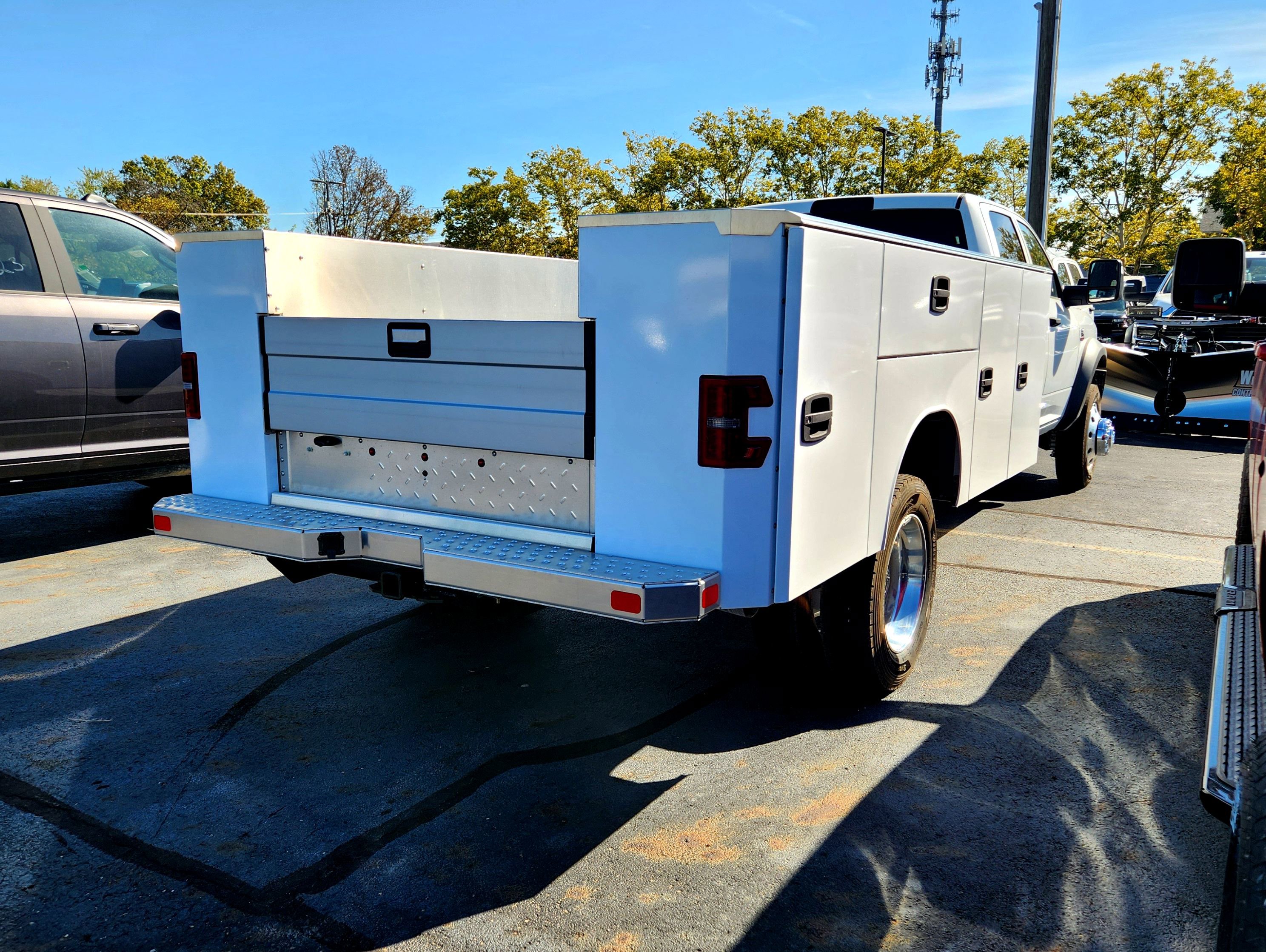 New 2026 RAM 5500 Tradesman w/ Chrome Appearance Group image 9