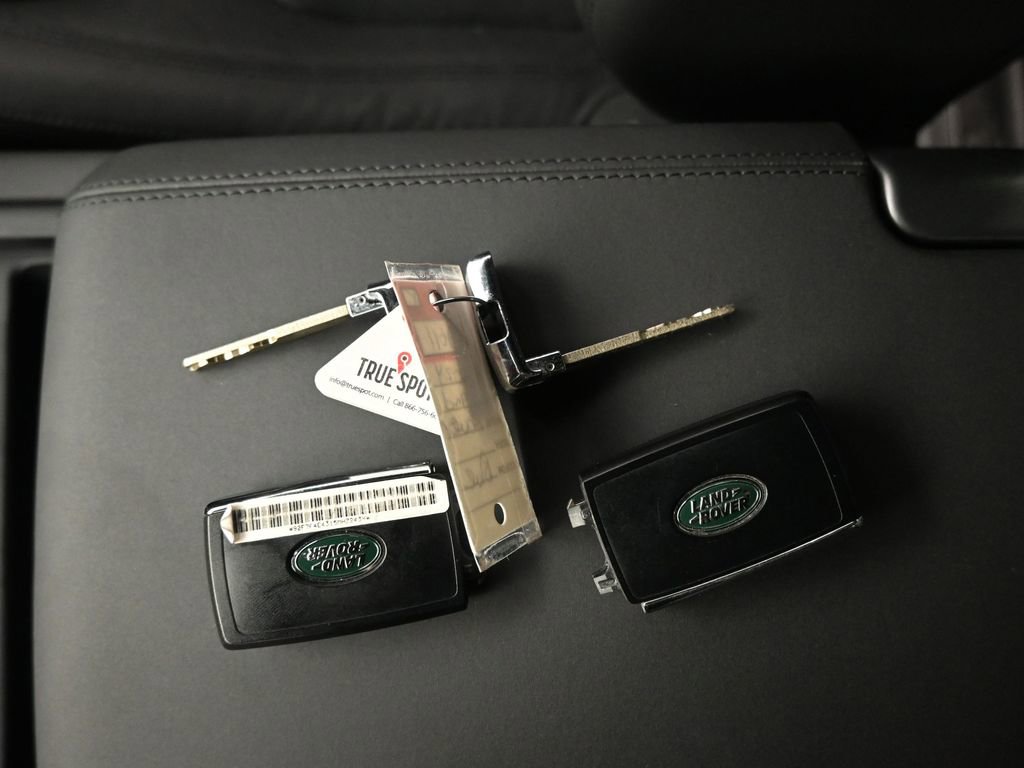 Used 2024 Land Rover Defender 110 S image 15