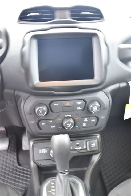 Used 2023 Jeep Renegade Altitude w/ Sun/Sound Group image 9