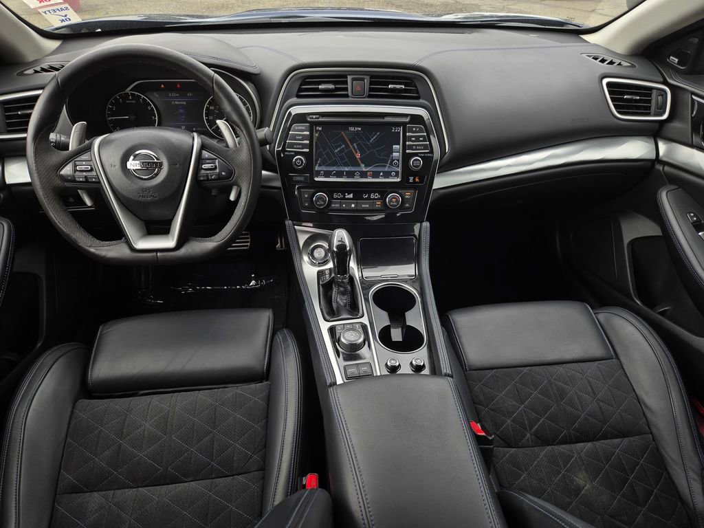 Used 2017 Nissan Maxima SR w/ Midnight Edition FWD image 16