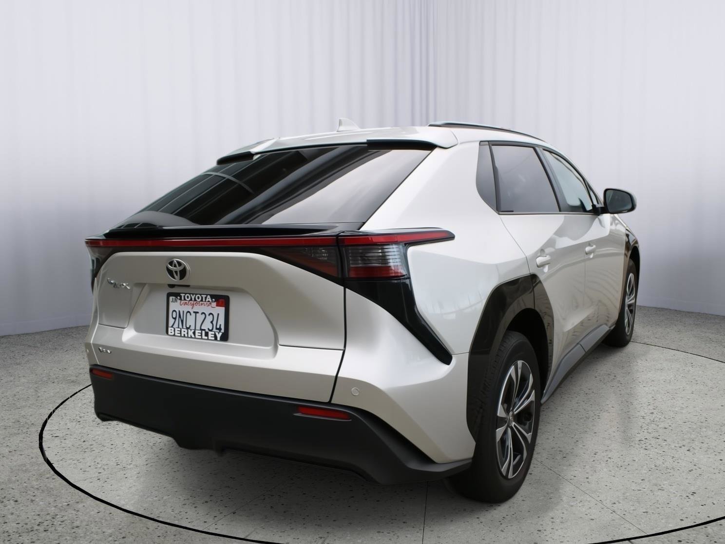 Certified 2024 Toyota bZ4X XLE image 8