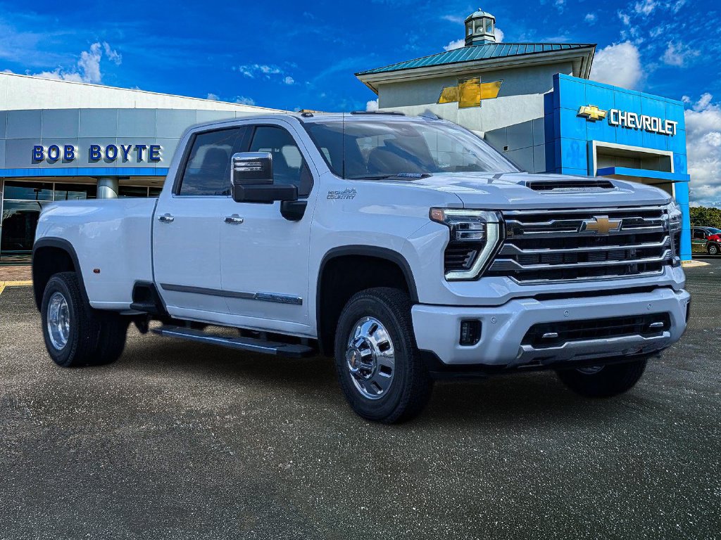 New 2026 Chevrolet Silverado 3500 High Country w/ High Country Premium Package AWD/4WD image 9