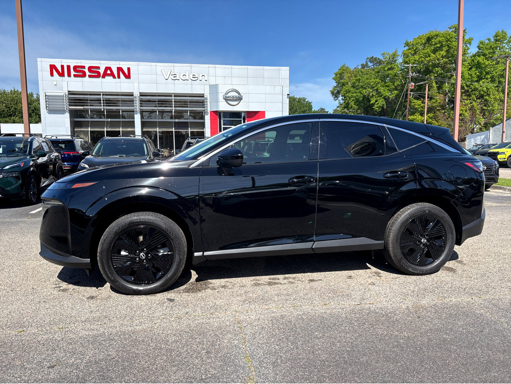 Used 2025 Nissan Murano SV image 28