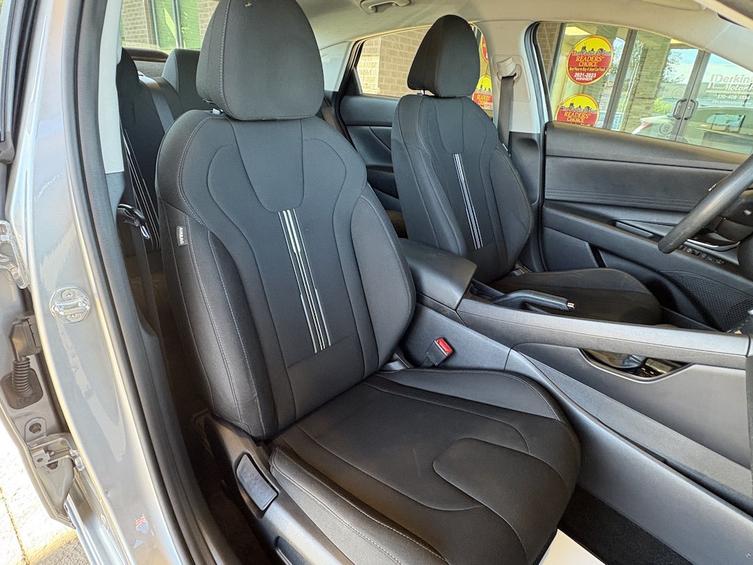 Used 2021 Hyundai Elantra SEL FWD image 25