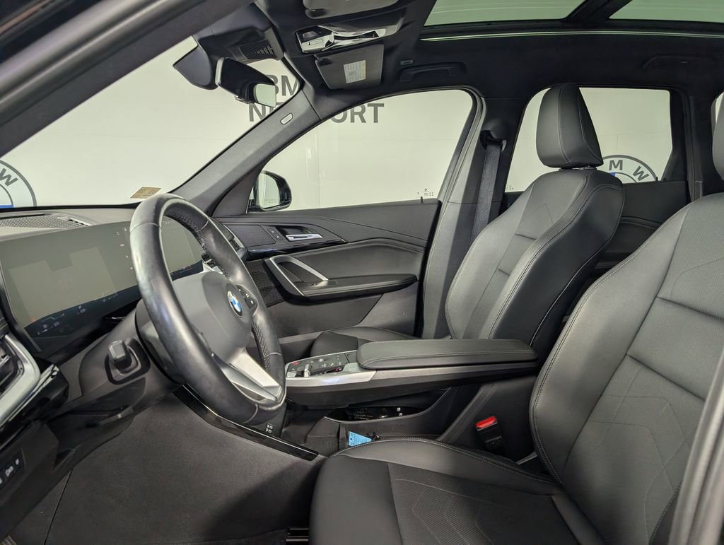 Used 2023 BMW X1 xDrive28i image 3