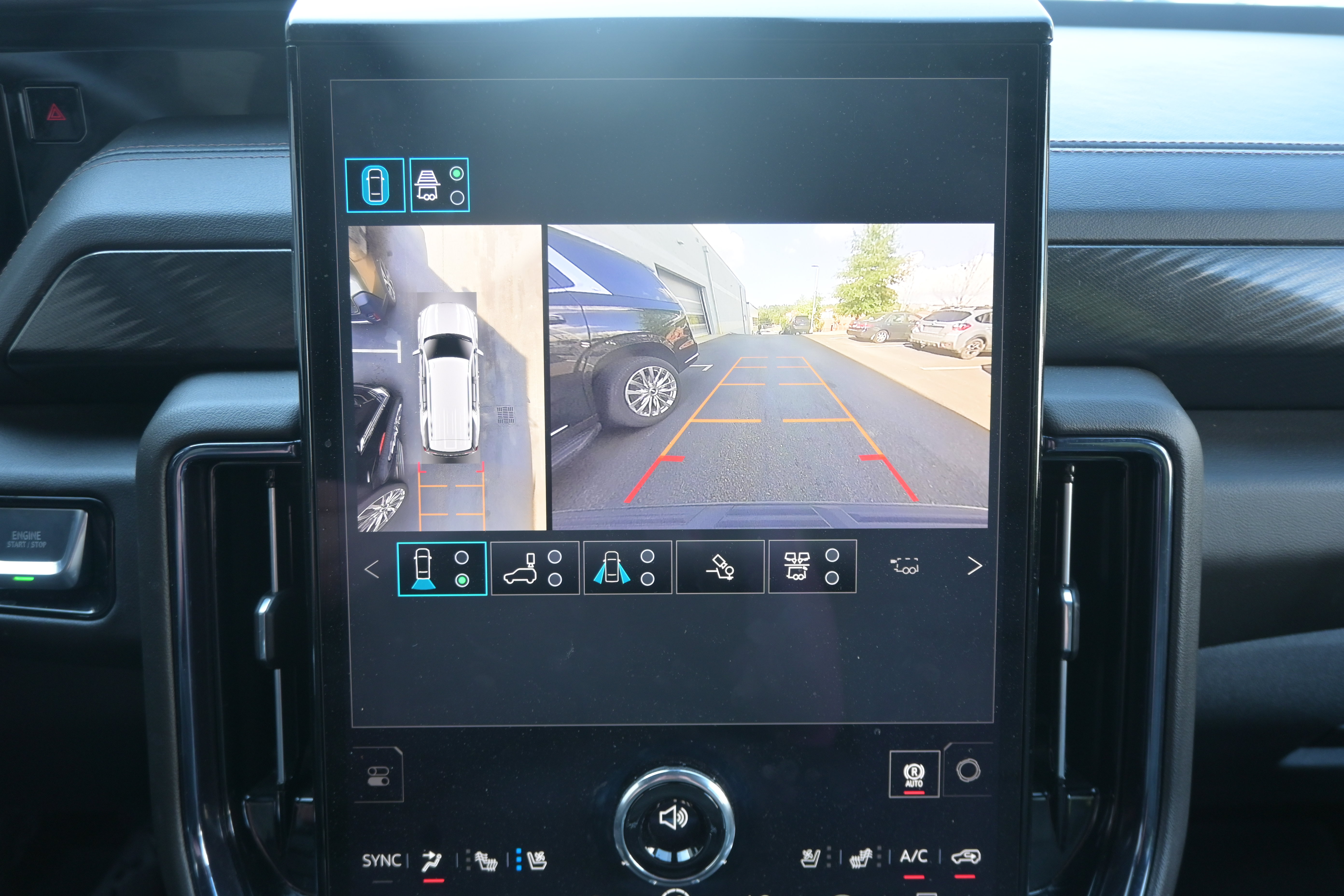 Used 2026 GMC Yukon AT4 AWD/4WD image 26