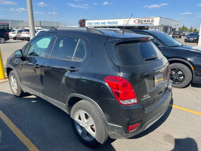 Used 2022 Chevrolet Trax LT w/ LT Convenience Package AWD/4WD image 4
