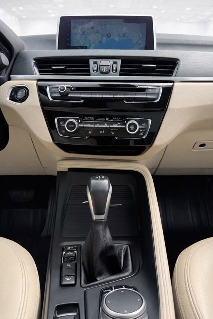 Used 2018 BMW X1 xDrive28i w/ Premium Package image 17