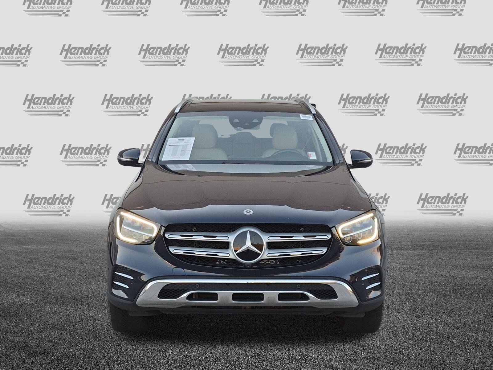 Used 2021 Mercedes-Benz GLC 300 4MATIC image 3