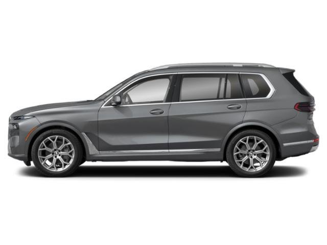 New 2026 BMW X7 M60i image 3