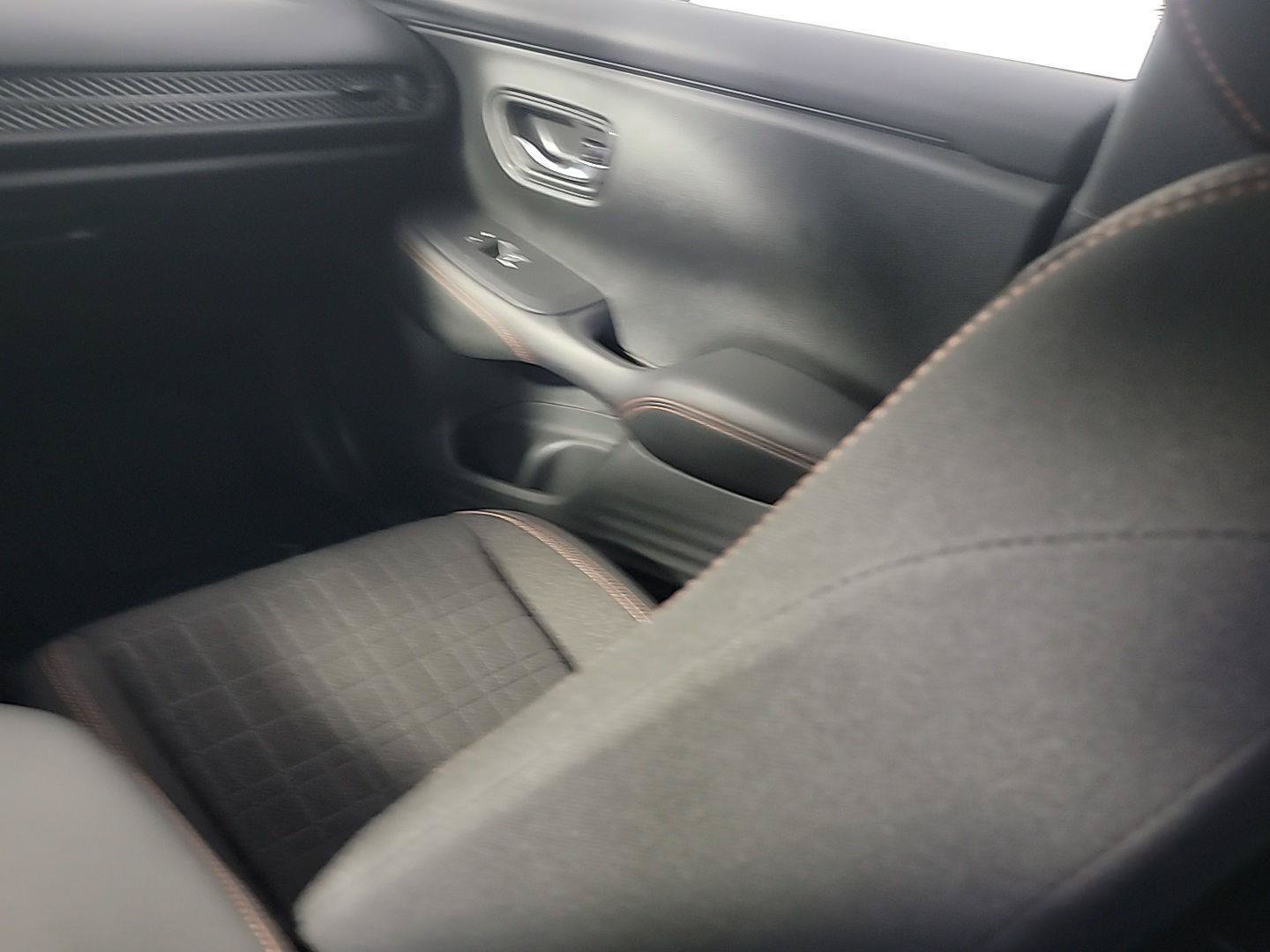 Certified 2025 Honda HR-V Sport image 19