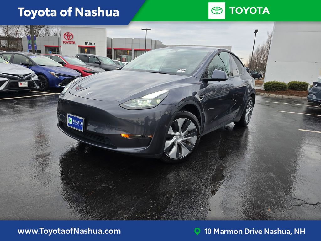 Used 2023 Tesla Model Y Long Range image 1