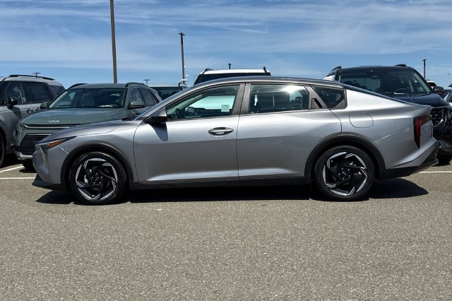 Certified 2025 Kia K4 EX FWD image 9