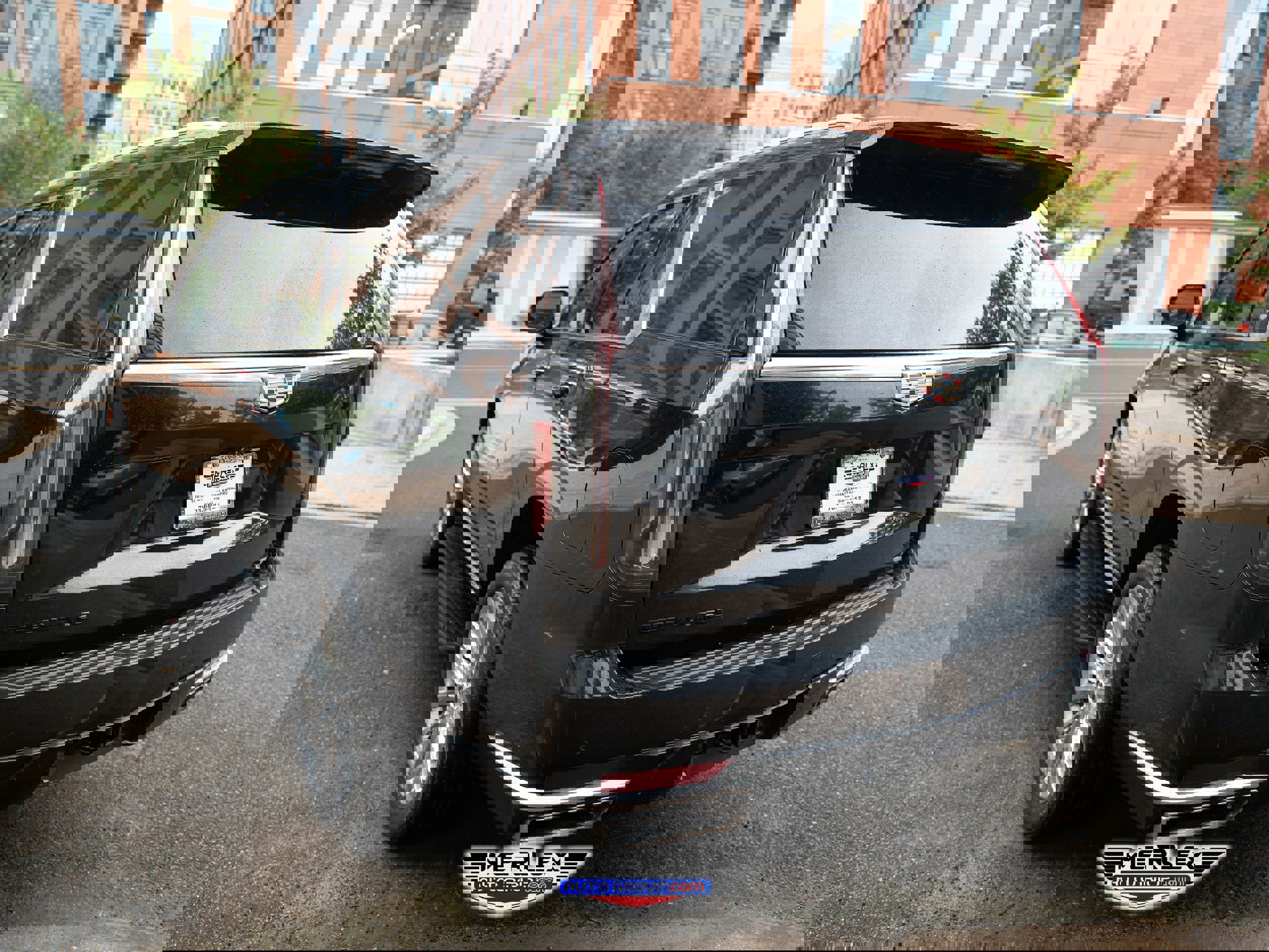 Used 2022 Cadillac Escalade ESV Premium Luxury image 5