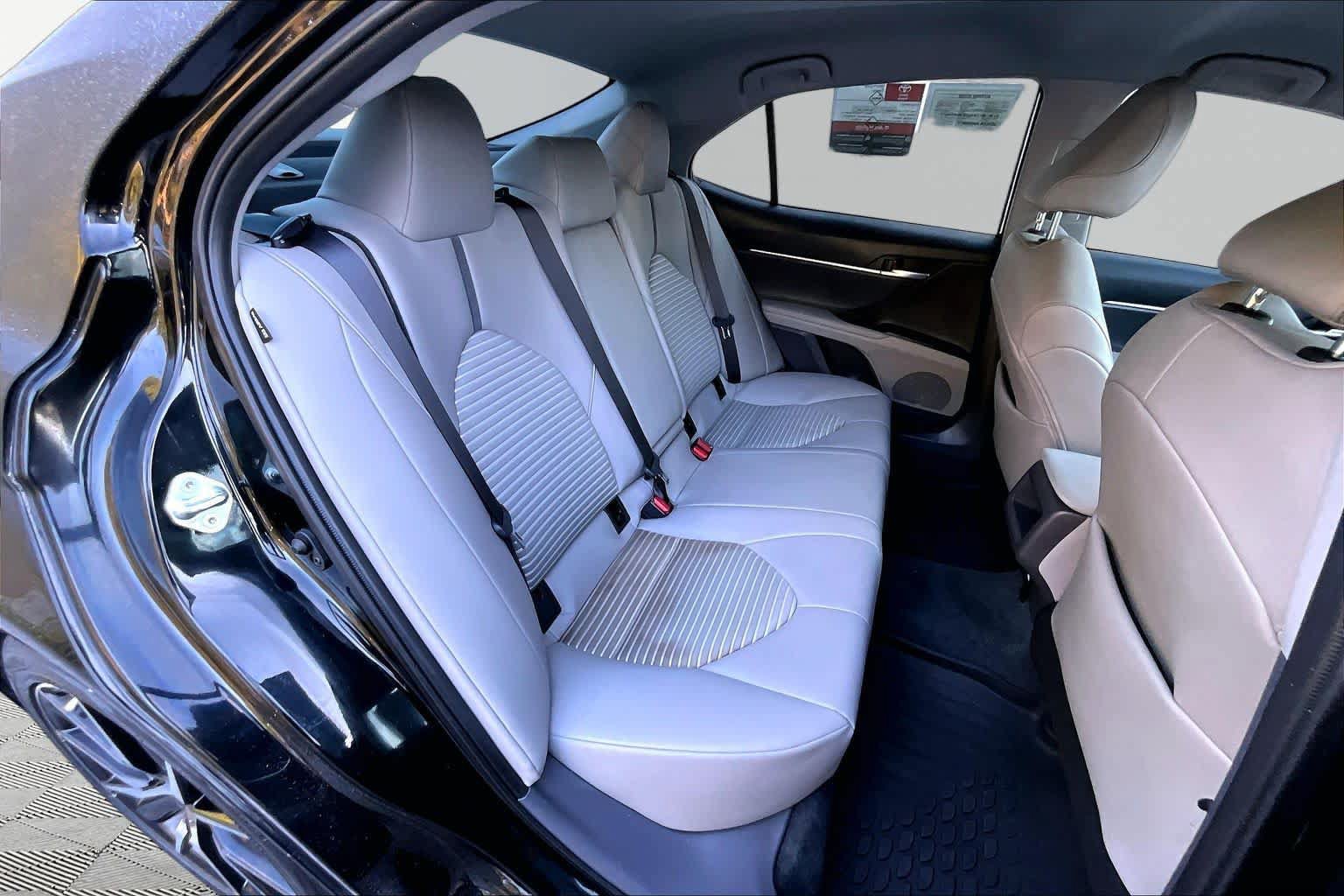Used 2023 Toyota Camry SE w/ Convenience Package FWD image 20