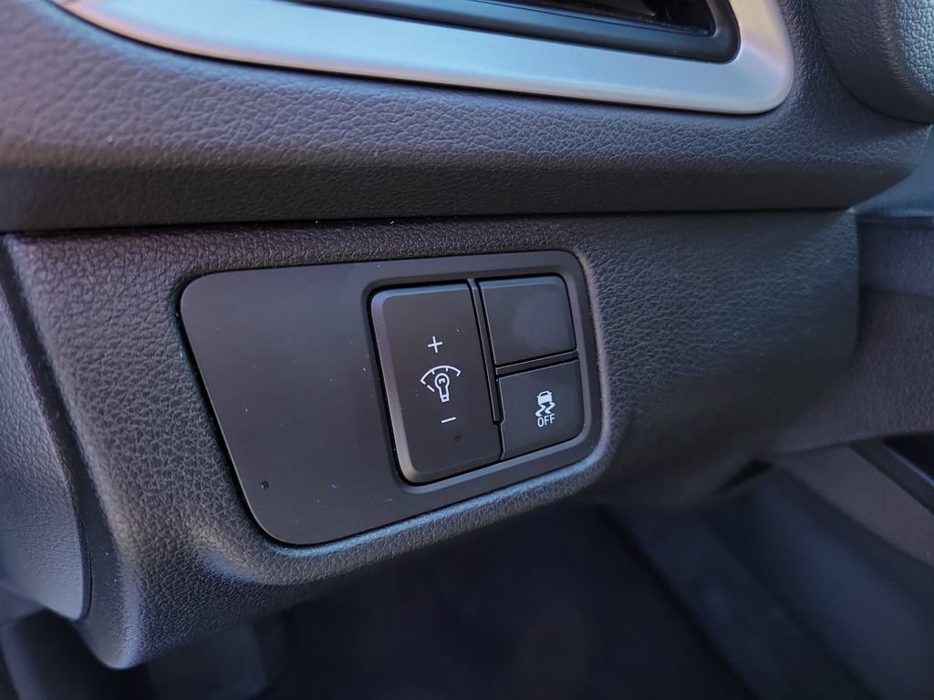 Used 2021 Hyundai Accent SE FWD image 24