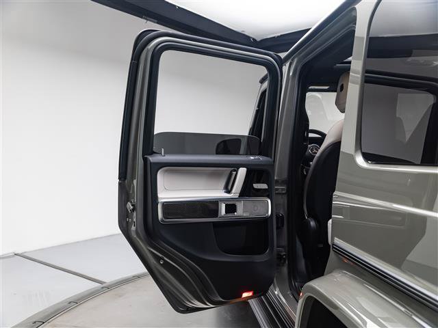Used 2025 Mercedes-Benz G 550 image 26