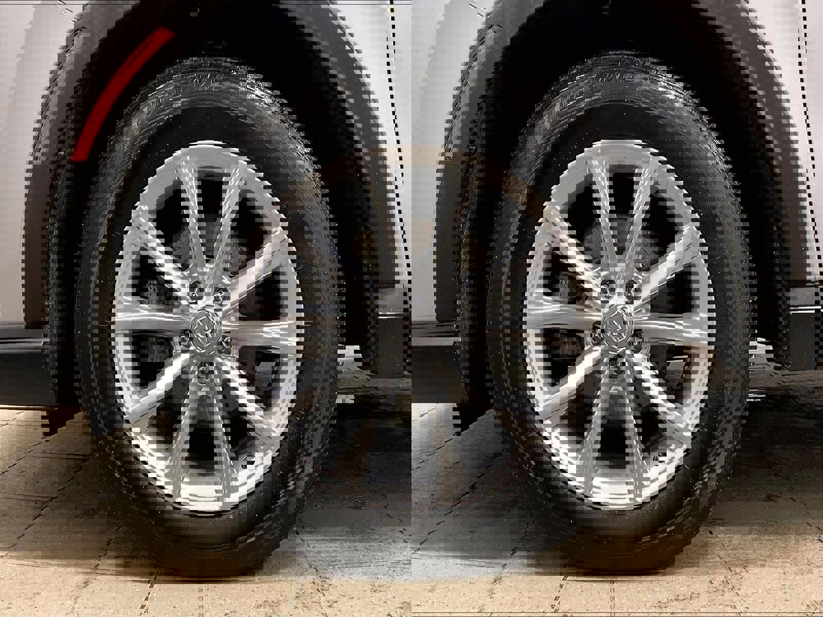 Used 2023 Honda CR-V EX-L image 7