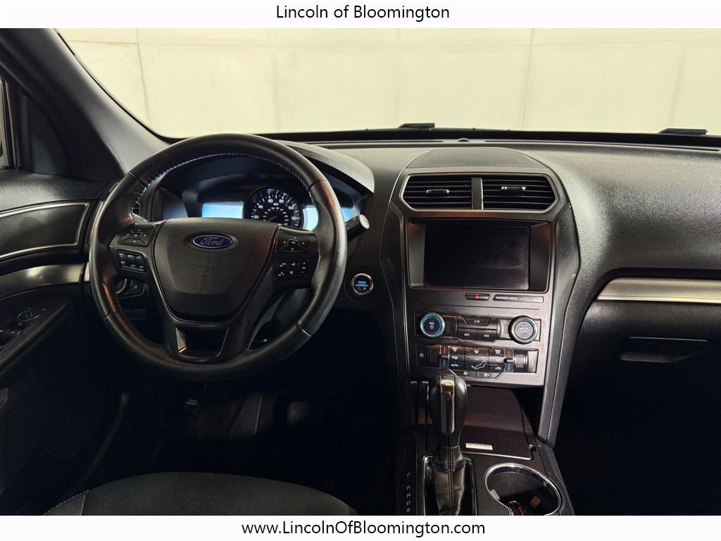 Used 2019 Ford Explorer XLT w/ Equipment Group 201A AWD/4WD image 20
