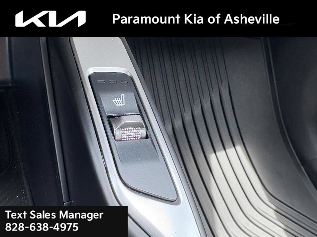 Used 2025 Kia Sorento EX w/ Panoramic Sunroof Package AWD/4WD image 16
