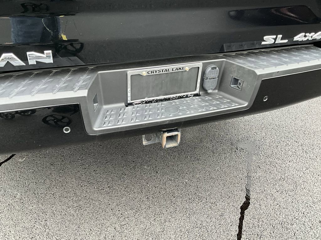 Used 2020 Nissan Titan SL w/ Moonroof Package image 24