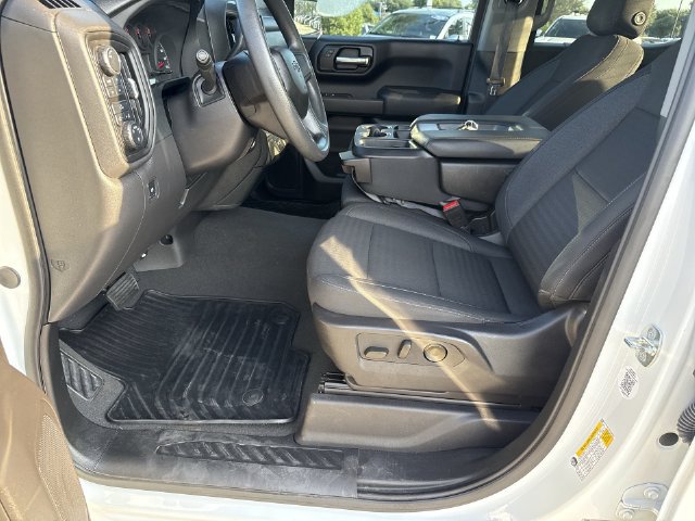 Used 2024 Chevrolet Silverado 1500 Custom Trail Boss w/ LPO, Dark Essentials Package AWD/4WD image 18