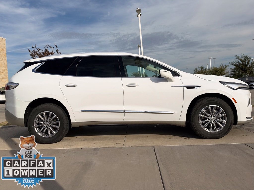 Used 2023 Buick Enclave Essence FWD image 20