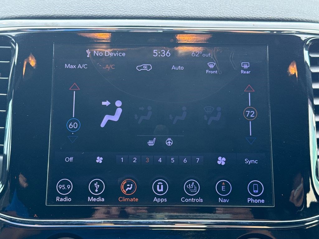 Used 2019 Jeep Grand Cherokee Altitude AWD/4WD image 29