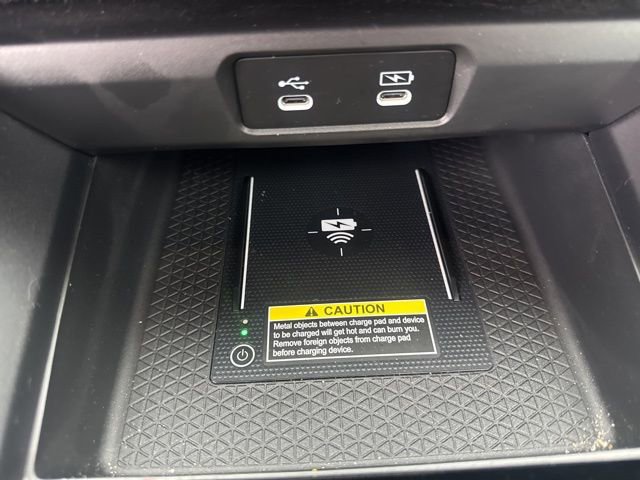 Used 2023 Honda Accord Touring image 11