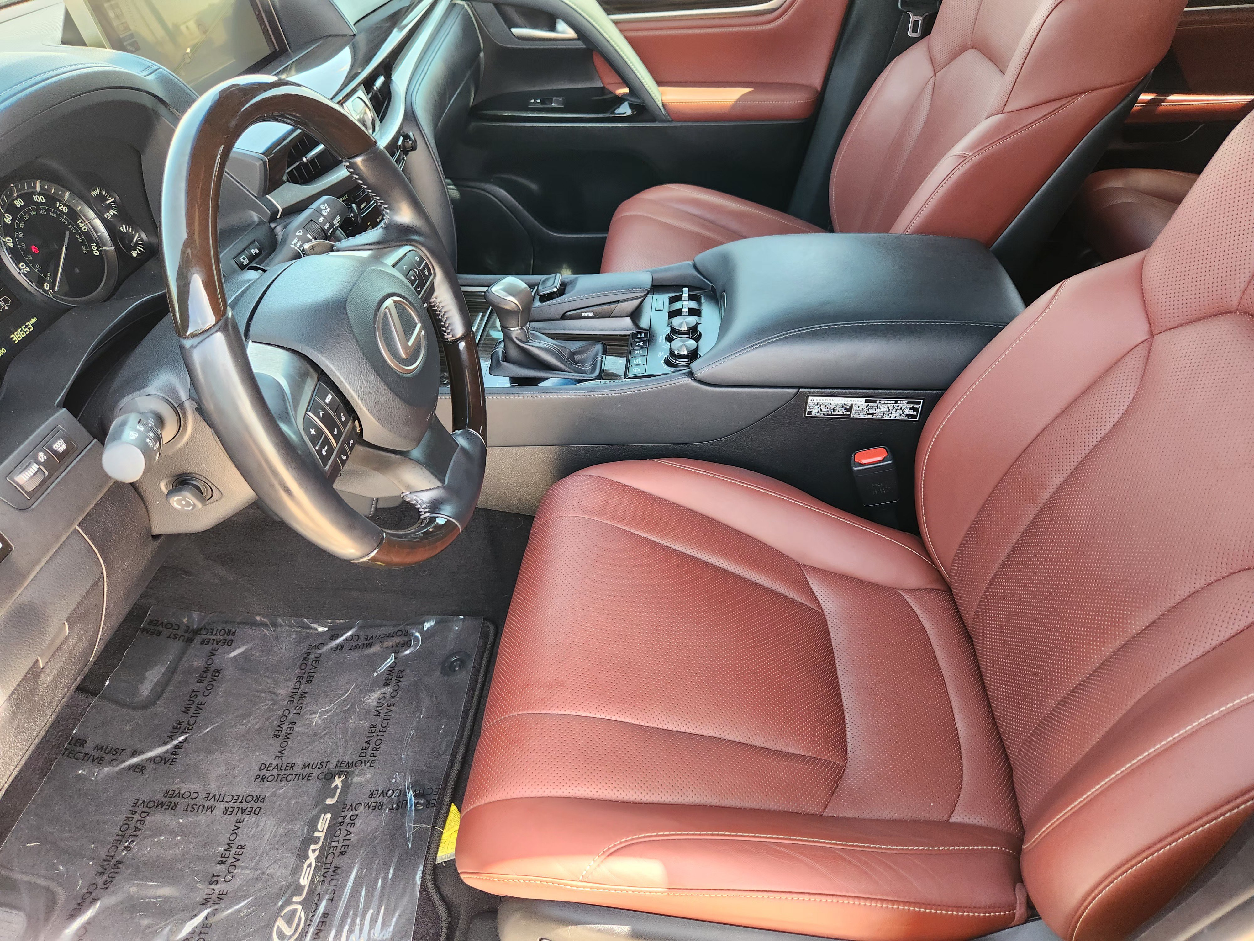 Used 2021 Lexus LX 570 4WD w/ Sport Package image 13