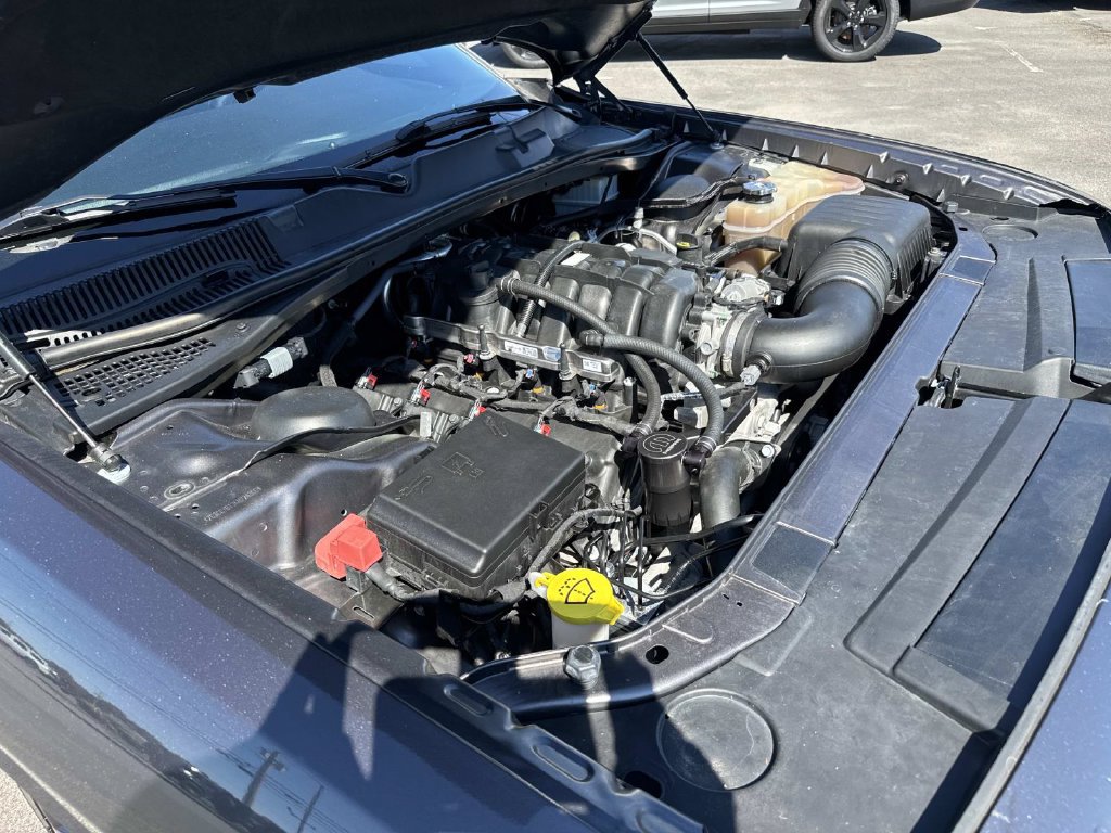 Used 2019 Dodge Challenger R/T w/ Blacktop Package RWD image 39