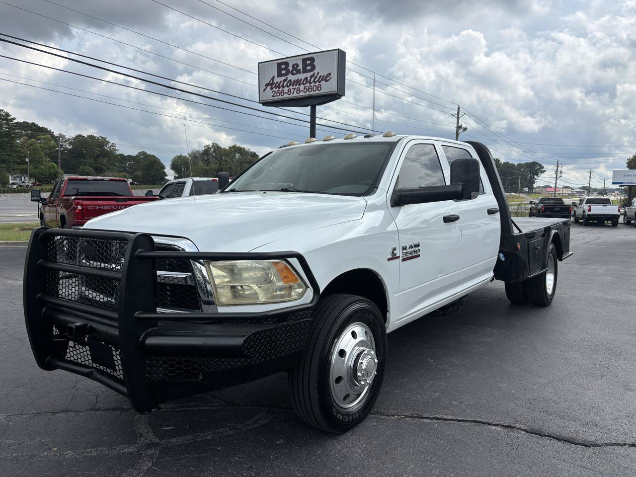 Used 2014 RAM 3500 Tradesman w/ Chrome Appearance Group AWD/4WD image 1