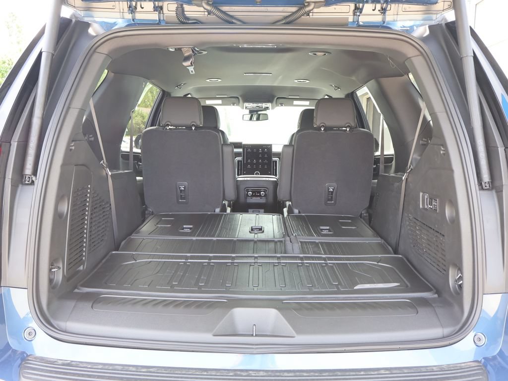 New 2026 GMC Yukon Elevation AWD/4WD image 35