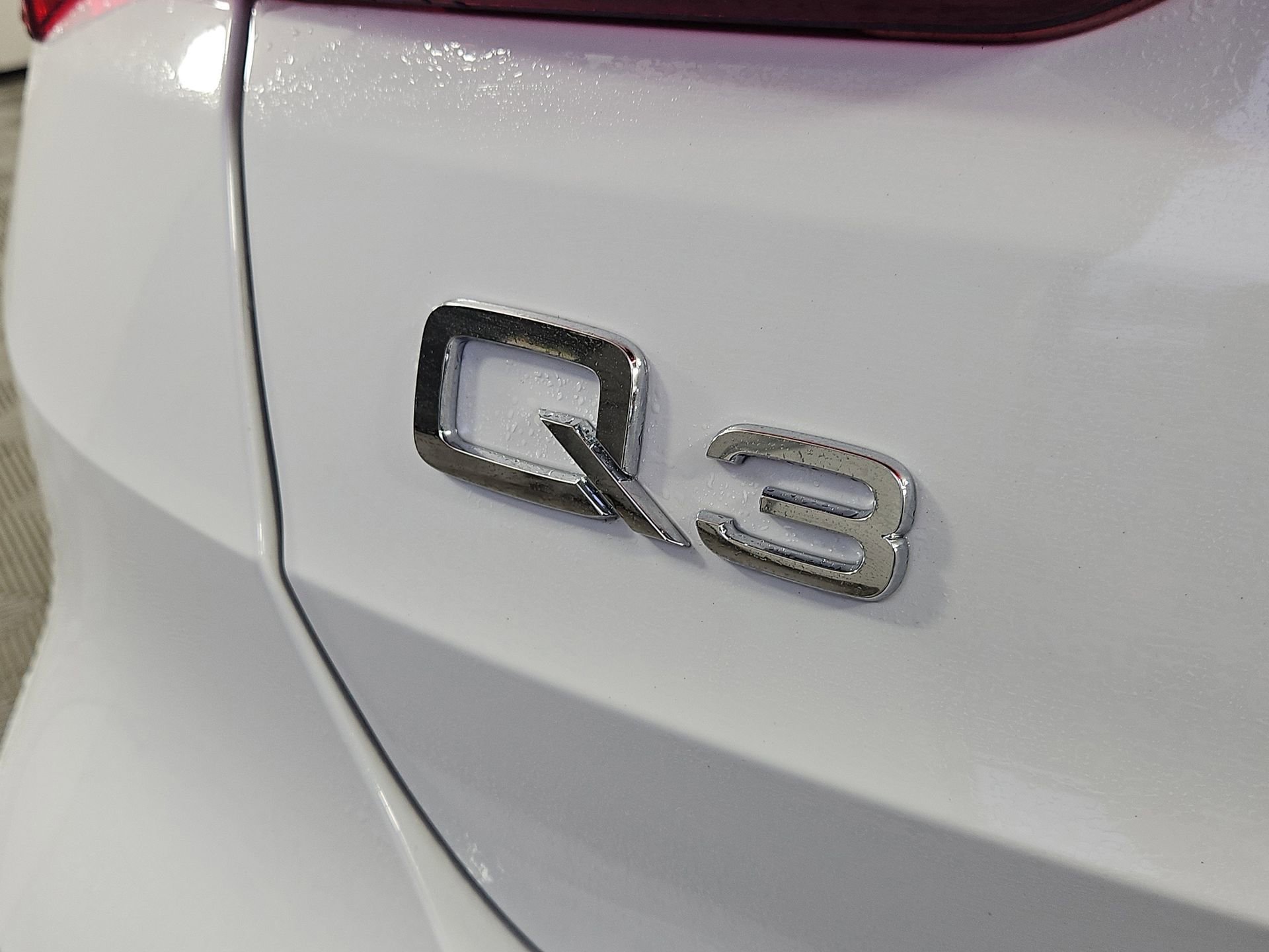 Certified 2025 Audi Q3 2.0T Premium w/ Convenience Package image 13